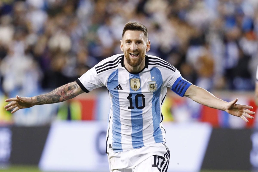Lionel Messi được bình chọn là cầu thủ vĩ đại nhất mọi thời đại
